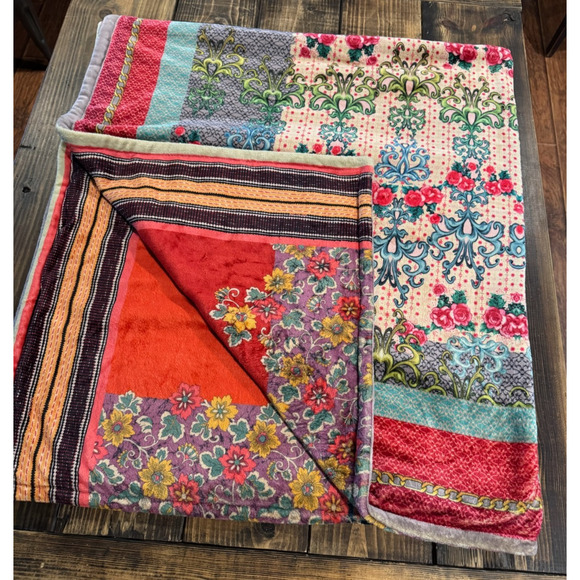 Johnny Was Laurel Blanket Cozy Colorful Soft 70x74" Bohemian Floral Reversible - Picture 1 of 7